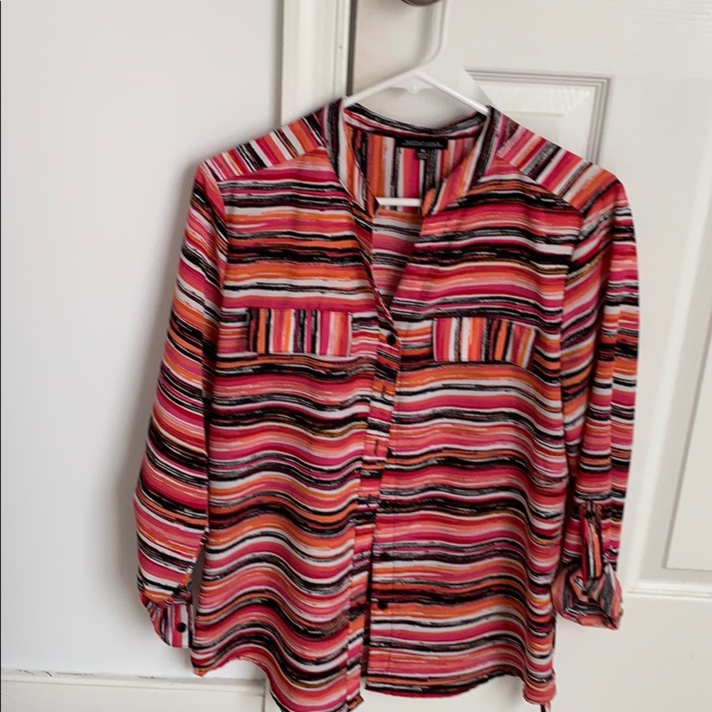 Women’s blouse very nice colors!